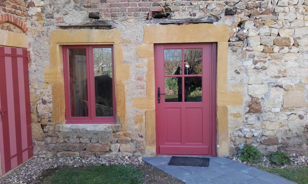 Chambres D'Hotes La Vie En Roses Iguerande Kültér fotó