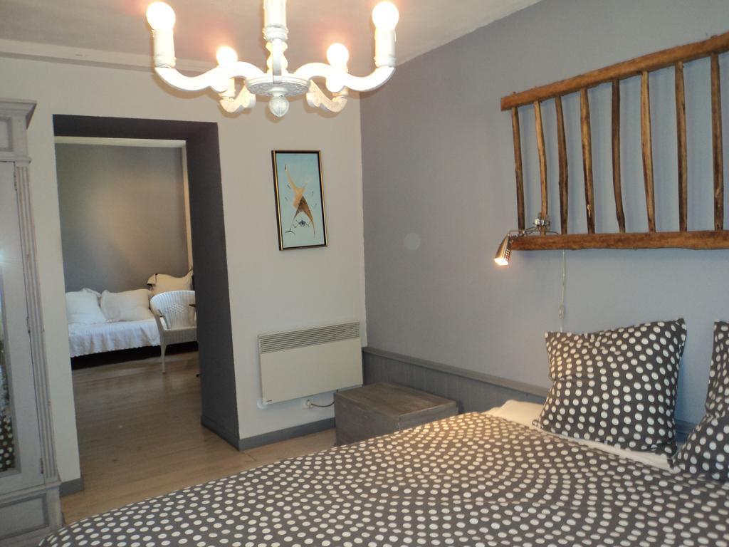 Chambres D'Hotes La Vie En Roses Iguerande Kültér fotó